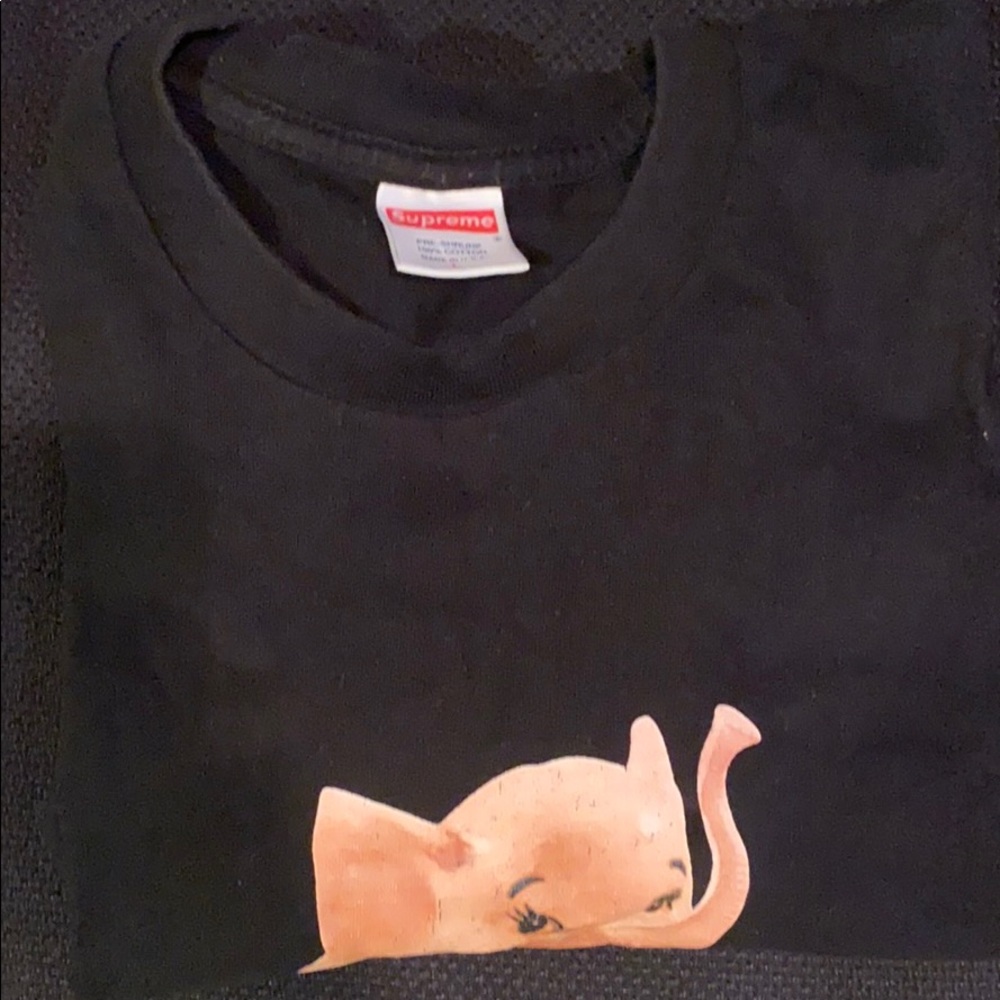 Supreme tee